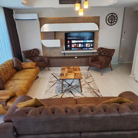 Denize Yakin Sifir Esyali Lueks Appartement